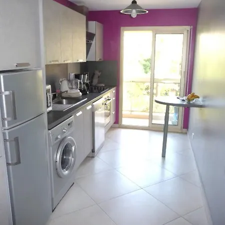 Spacieux 3 P Juan Les Pins Apartmán *